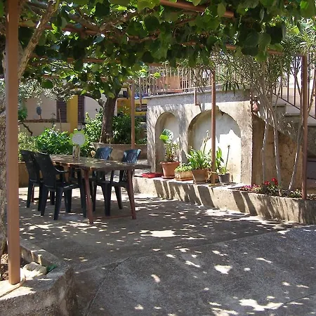 Vallelunga Apartament *